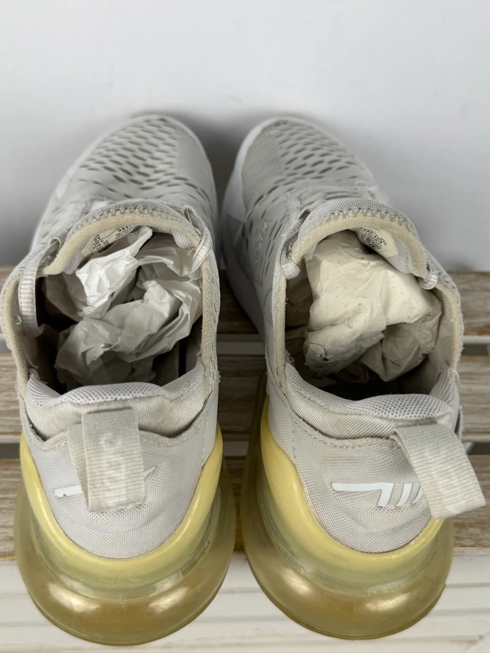 Nike Air Max 270 sneakers in a light bone, white color way size 7Y